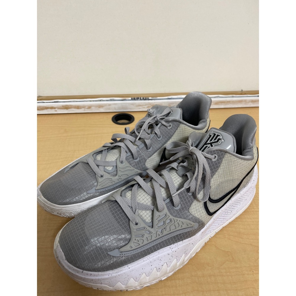Nike Kyrie Low 4 Wolf Grey Black Basketball Shoes DM5041-002 Mens Size 16